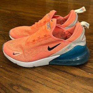 Women’s Nike Air Max 270 size 10